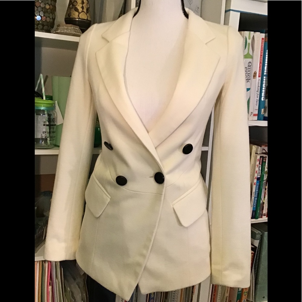 Chloe cream long blazer